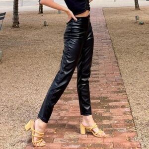 NWT FABLETICS Vegan Leather High-Waisted
Leggings Black Size M